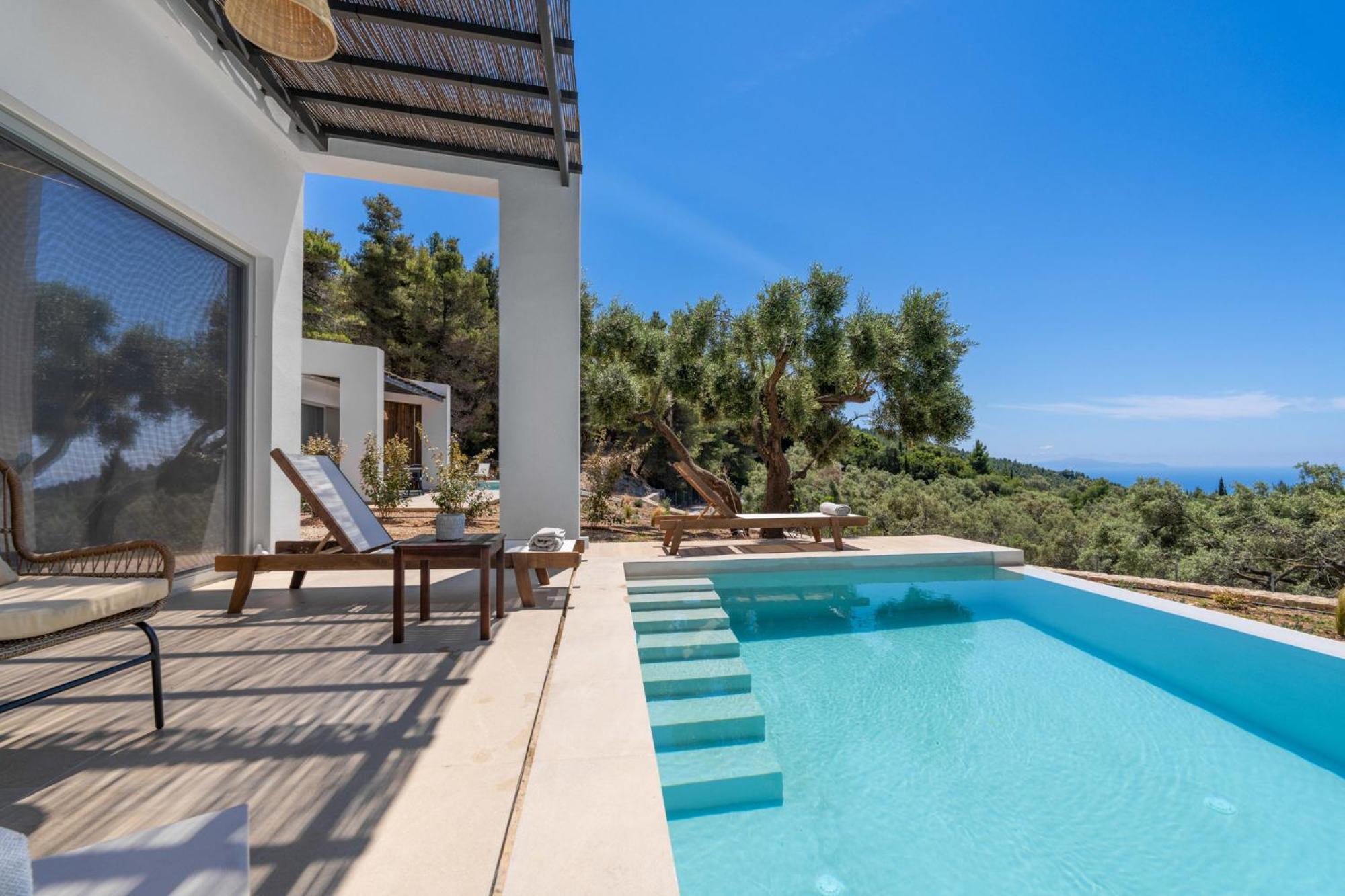 Mellamare Luxury Suites Athánion 外观 照片